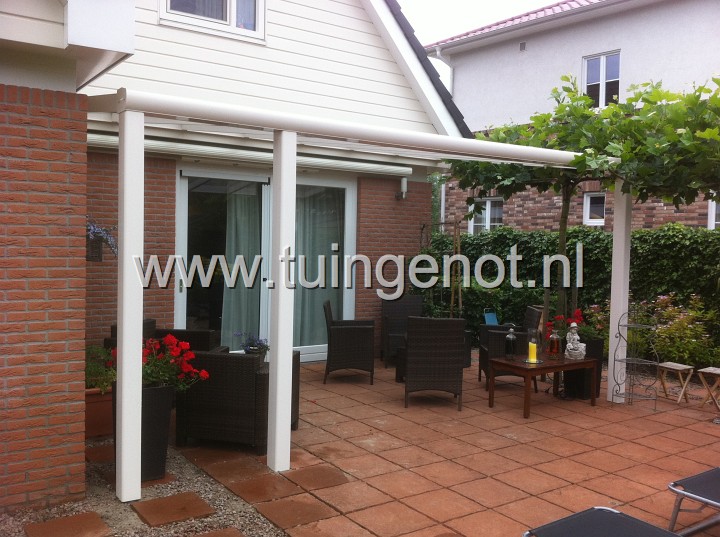 luxe veranda met glas.jpg